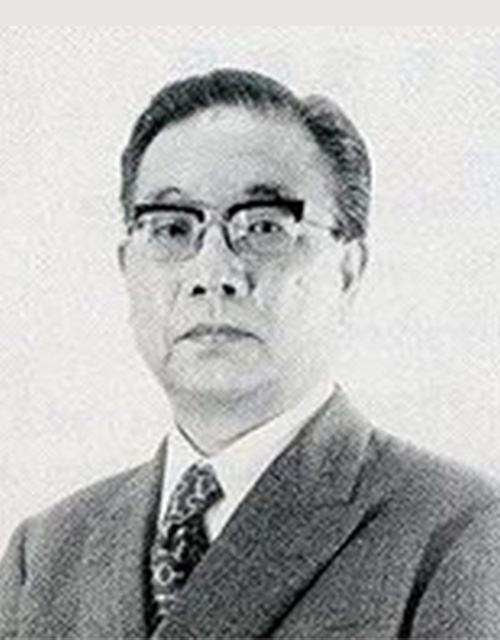 菅一男初代教授