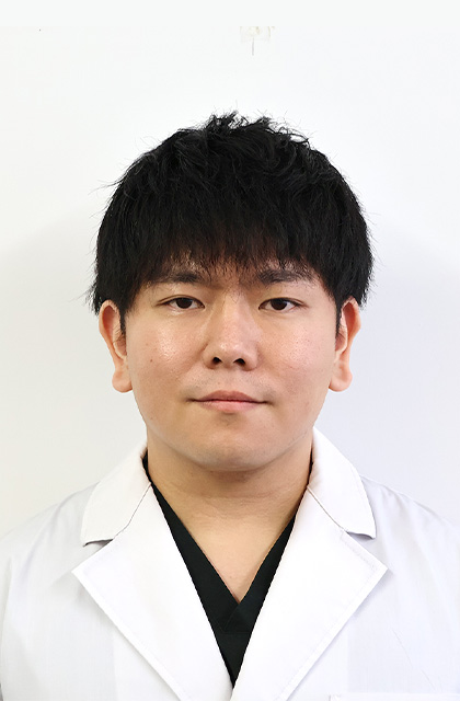 医員　山岸　直暉