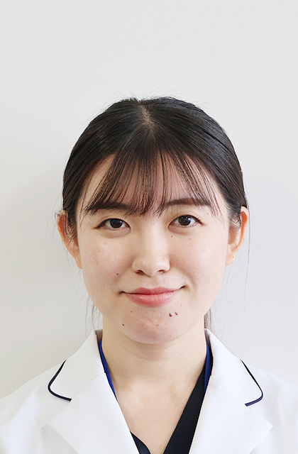 医員　横山　実咲